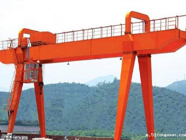 起重设备包括哪些主要类型，它们各自的功能和特点是什么？